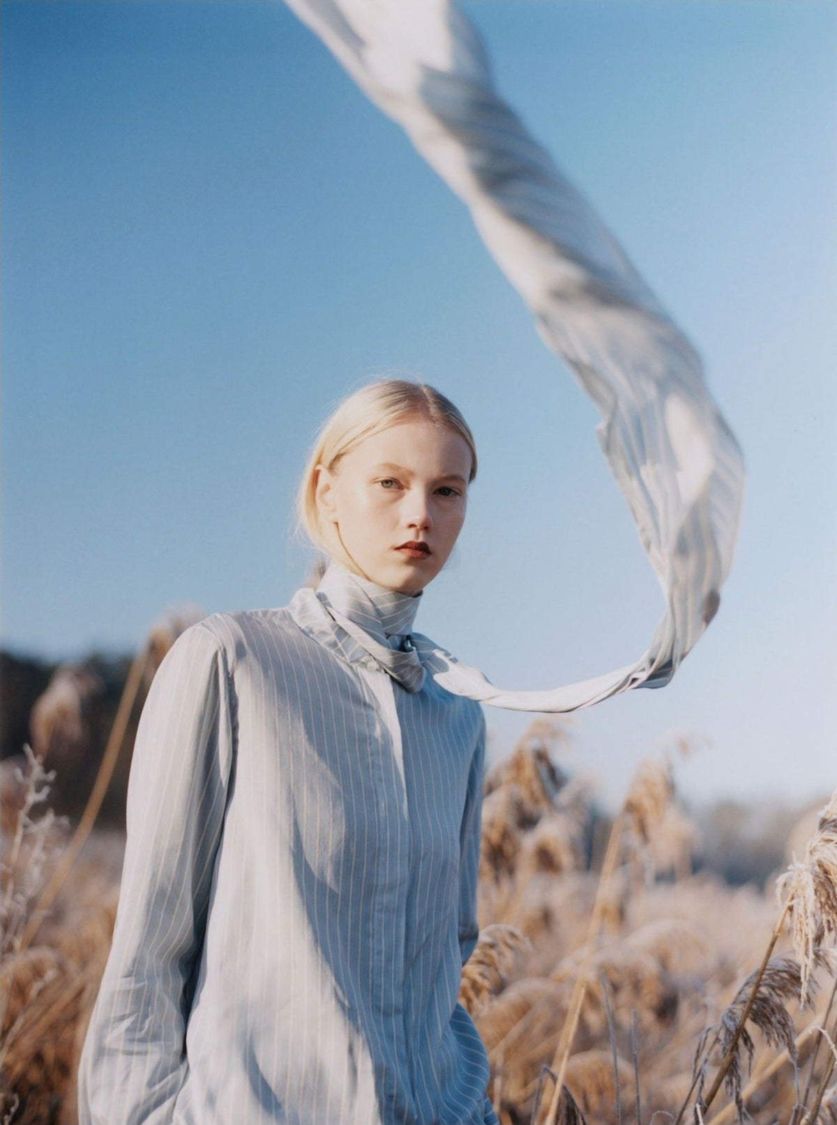 Achtung — Issue 51: Das Model, inside pages 9