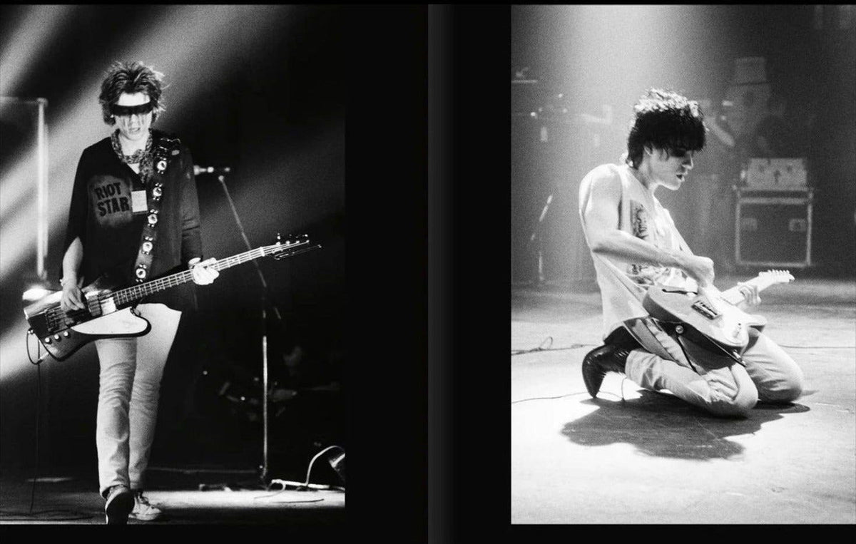 Valerie Phillips — Little Baby Nothings: Manic Street Preachers, inside pages 3