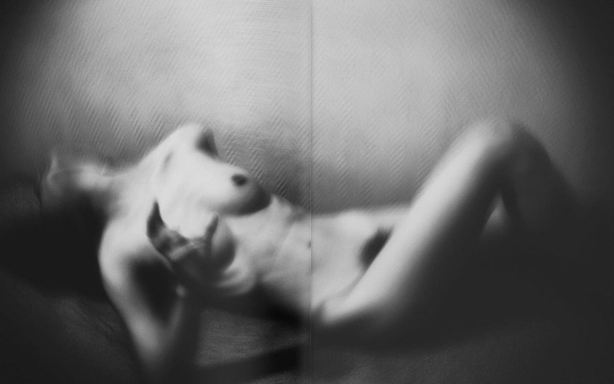 Joe Lai, Pinku, inside pages 9