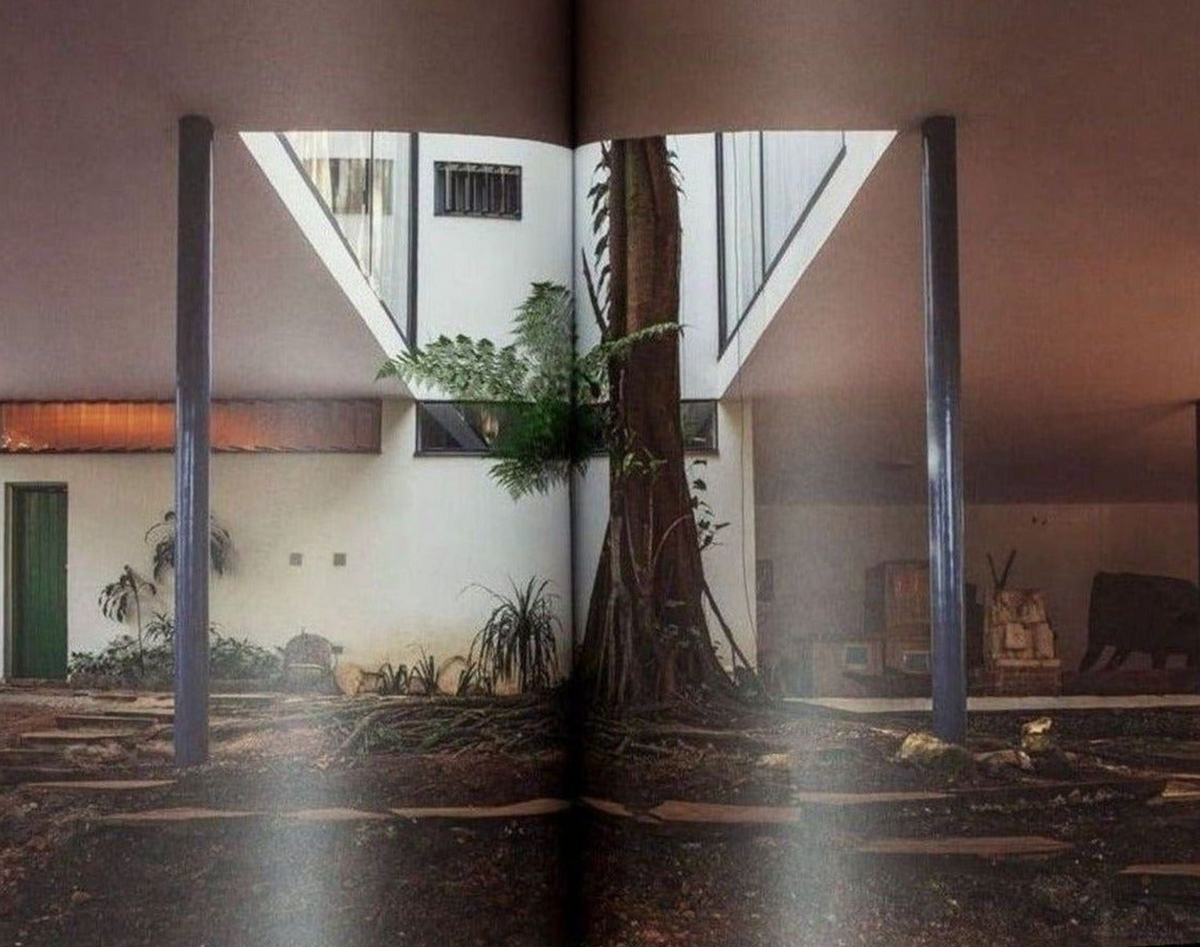 Lina Bo Bardi — Casa de Vidro (GA Residential Masterpieces 22), inside pages 1