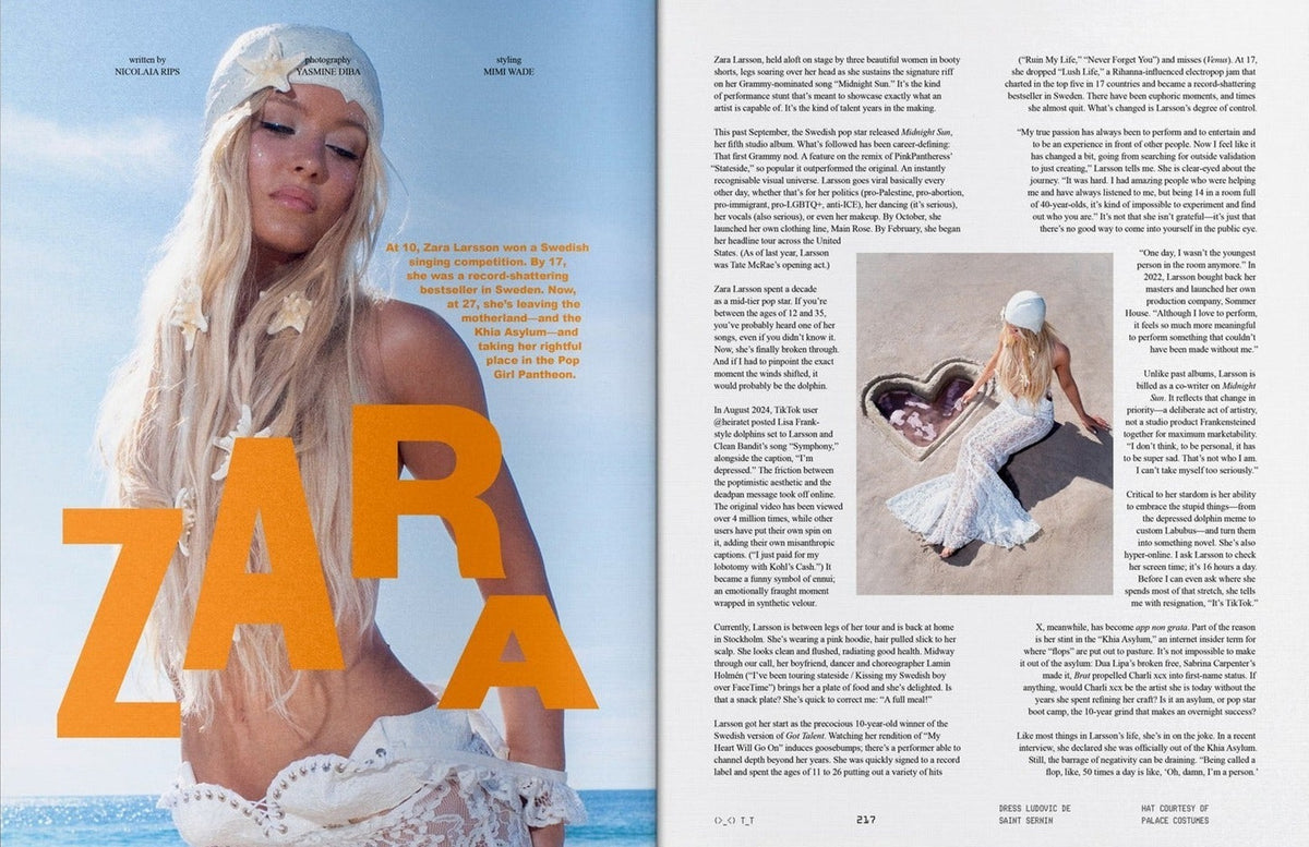 i-D, Issue 376, inside pages 3
